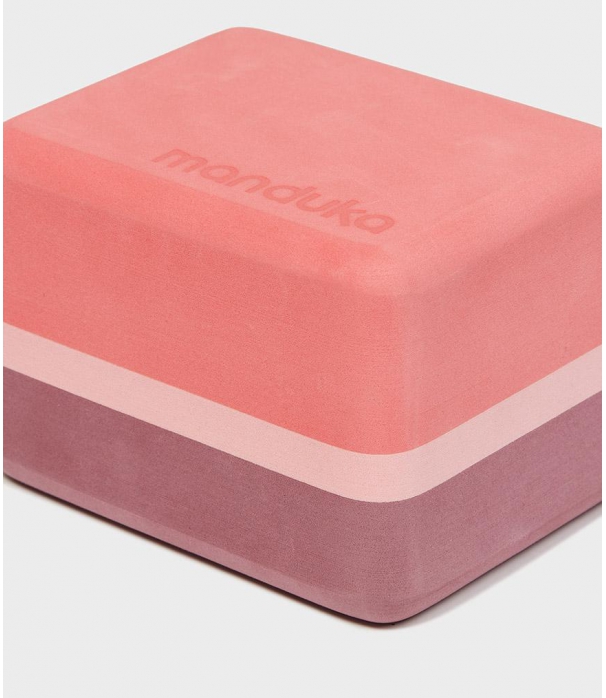 Блок для йоги Manduka Recycled Foam Yoga Mini Block 10*11,5*15 см - Clay